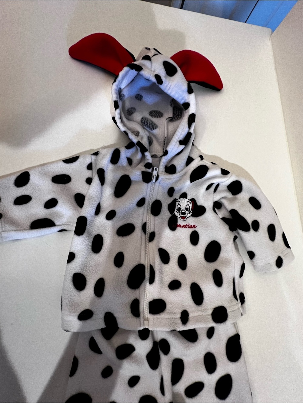 Disney 101 Dalmatian infant size 3 month unisex zipper sweatsuit - Picture 6 of 9